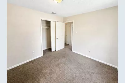 8710 Parkway Forest Drive, Houston, TX 77044 - Photo 20