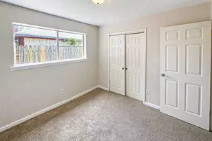 8710 Parkway Forest Dr, Houston, TX 77044 - Photo 26