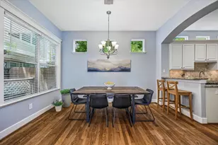 1011 W 14th St, Houston, TX 77008 - Photo 6