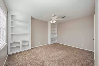 5411 Mossy Timbers Drive, Humble, TX 77346 - Photo 18