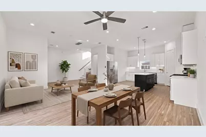 4704 Thornton Views Road, Houston, TX 77018 - Photo 2