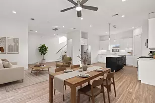 4704 Thornton Vws Rd, Houston, TX 77018 - Photo 2