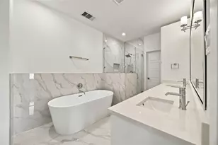 4704 Thornton Vws Rd, Houston, TX 77018 - Photo 26