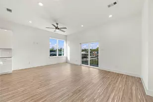 4704 Thornton Vws Rd, Houston, TX 77018 - Photo 12