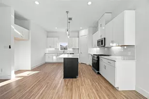 4704 Thornton Vws Rd, Houston, TX 77018 - Photo 16