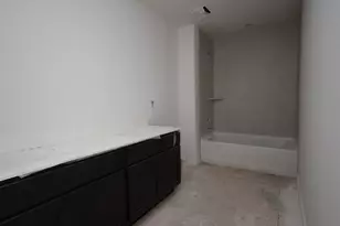 257 Hazy Pnes Ln, Willis, TX 77378 - Photo 16