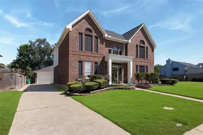 2718 Sandpebble Drive, Seabrook, TX 77586 - Photo 2