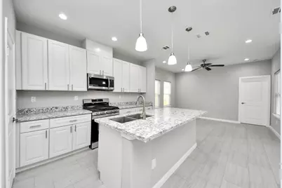 4011 Elmwood Street, Houston, TX 77051 - Photo 2