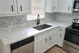 3502 Magnolia Ave., Texas City, TX 77590 - Photo 6