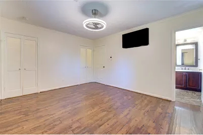 10922 Hillcroft Avenue, Houston, TX 77096 - Photo 18