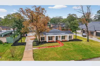 5911 Southern Hills Drive, Houston, TX 77069 - Photo 2