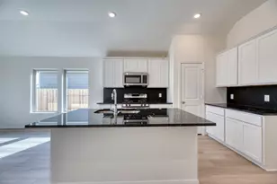 21115 Autumn Heights Dr, Rosharon, TX 77583 - Photo 2