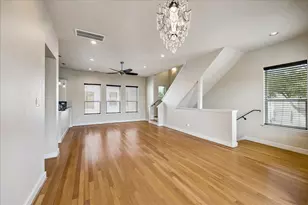 1902 Fletcher St, Houston, TX 77009 - Photo 12