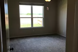 1006 Old Vine, Brenham, TX 77833 - Photo 6