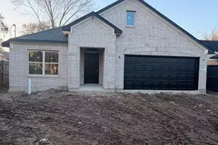 808 Avenue E, South Houston, TX 77587 - Photo 1