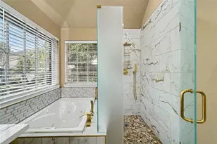 835 Maplewood Falls Ct, Houston, TX 77062 - Photo 24