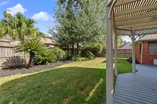 835 Maplewood Falls Ct, Houston, TX 77062 - Photo 30