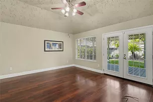 835 Maplewood Falls Ct, Houston, TX 77062 - Photo 10