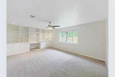 7323 Tall Pines Drive, Houston, TX 77088 - Photo 22
