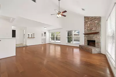 15411 Lago Villa Drive, Tomball, TX 77377 - Photo 14