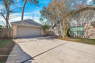 15411 Lago Villa Dr, Tomball, TX 77377 - Photo 4