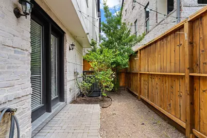 4014 University Grove Street, Houston, TX 77023 - Photo 26