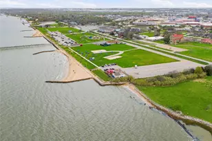 1400 Oregon St, La Porte, TX 77571 - Photo 30