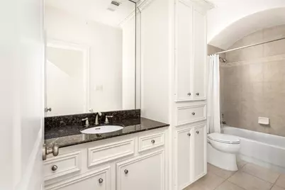 107 Wynden Trace Lane, Houston, TX 77056 - Photo 38