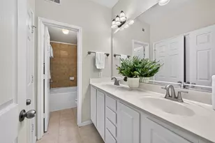 12707 Boheme Dr, Houston, TX 77024 - Photo 28