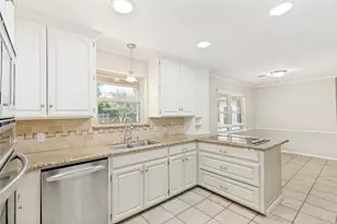 1618 Tucumcari Dr, Houston, TX 77090 - Photo 8