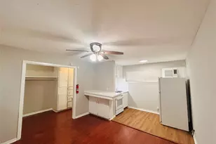 8803 Timberside Dr, Houston, TX 77025 - Photo 2