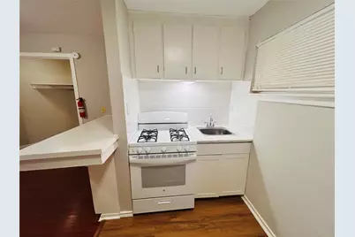 8803 Timberside Drive #4, Houston, TX 77025 - Photo 4