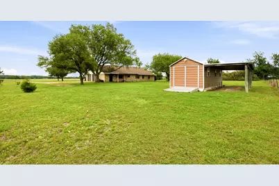 1150 Cr 209, Weimar, TX 78962 - Photo 24