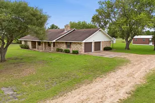 1150 Cr 209, Weimar, TX 78962 - Photo 2