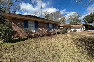 1805 King Arthur Ct, Pinehurst, TX 77630 - Photo 40