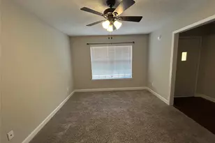 1805 King Arthur Ct, Pinehurst, TX 77630 - Photo 24