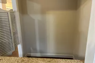 1805 King Arthur Ct, Pinehurst, TX 77630 - Photo 18