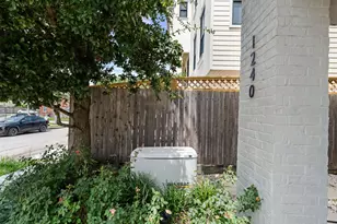 1240 W Bell St, Houston, TX 77019 - Photo 28