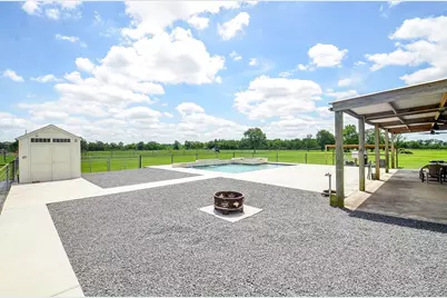 2500 County Road 62, Rosharon, TX 77583 - Photo 38