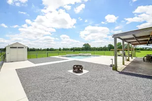 2500 County Rd 62, Rosharon, TX 77583 - Photo 38