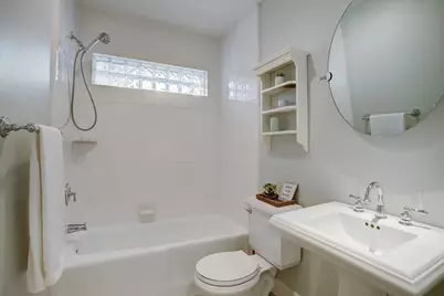 2228 Addison Road, Houston, TX 77030 - Photo 22