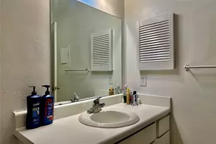 8421 Hearth Dr, Houston, TX 77054 - Photo 14