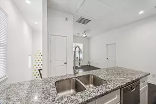 2718 Anita St, Houston, TX 77004 - Photo 8