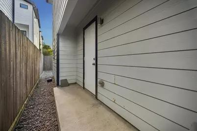 2718 Anita Street, Houston, TX 77004 - Photo 22
