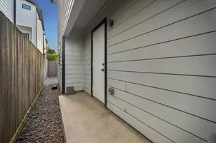 2718 Anita St, Houston, TX 77004 - Photo 22