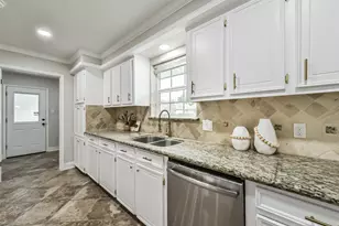2717 Georgia Ave, Deer Park, TX 77536 - Photo 16