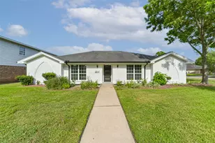 2717 Georgia Ave, Deer Park, TX 77536 - Photo 2