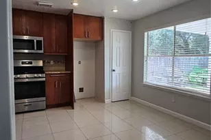 8435 Battleoak Dr, Houston, TX 77040 - Photo 6