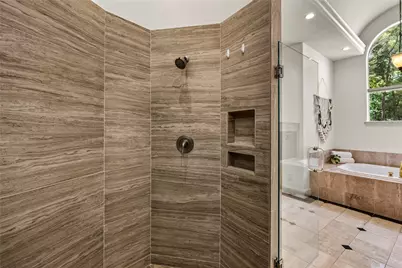 3 N Benton Woods Circle, The Woodlands, TX 77382 - Photo 26