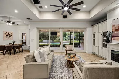 3 N Benton Woods Circle, The Woodlands, TX 77382 - Photo 20